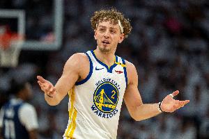 一元一串！波杰姆7中2得5分6板&正负值-7 最后时刻遭血帽