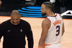 乌度卡：我就是跟狄龙开个玩笑 我俩整场比赛都在互相调侃