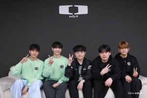 DK公布2026阵容的第一张合照 Showmaker将带队备战2026赛季