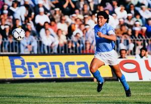 前队友：我度过了多年放纵的生活，是马拉多纳助我走出困境