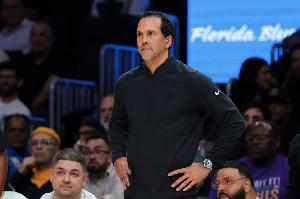 里程碑+1！斯波迎教练生涯第800场胜利 历史第17位800胜教练