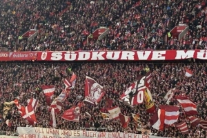 反对废除50+1！拜仁球迷喊话赫内斯：若没50+1，德国足球无法想象