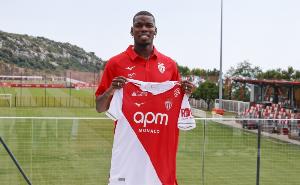 队报：博格巴预计对巴黎时替补待命，前者放低姿态但影响力不减