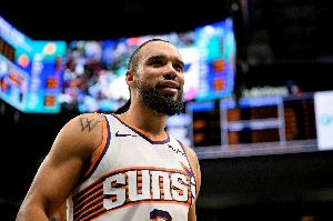 以其人之道！狄龙单打里夫斯 对抗下后仰中投打成2+1！