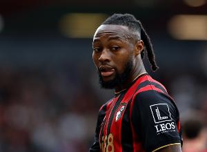 赖特·菲利普斯：塞梅尼奥是英超最佳边锋之一，他有能力加盟豪门