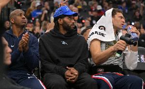 总薪资联盟第10！美记：快船可能会试图削减薪资从而规避奢侈税