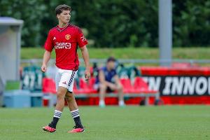 曼联青训教练：相比参加U21比赛，18岁的莱西与一线队训练更重要