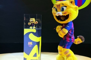 西媒：巴萨吉祥物CAT玩具推出后10分钟内售罄，每个售价34.99欧元