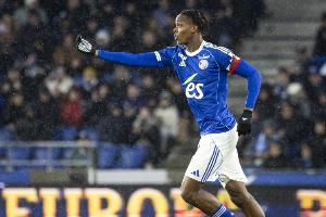 遭斯特拉斯堡禁赛1场，埃梅加社媒致歉：接受并理解俱乐部的决定