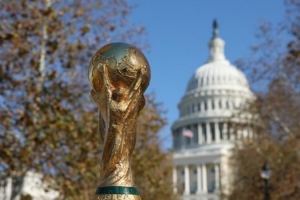 大力神杯已经被运抵华盛顿，12月6日凌晨进行世界杯抽签仪式