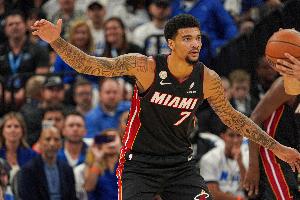 11中8砍22分10板！斯波：韦尔有不少亮眼表现 细节层面继续培养他