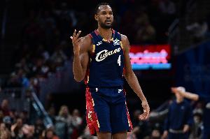 无力回天！莫布里14中8空砍23分10板5助5帽2断 三分7中4