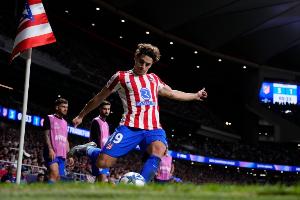 六台记者：马竞认为巴萨没钱买阿尔瓦雷斯，希望围绕他打造球队