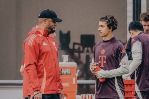 记者：拜仁小将利奇纳预计冬窗离队，拜仁希望加入回购条款