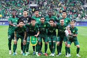 记者评国安半场：斗志欲望都是满分，这才是北京球迷熟悉的国安