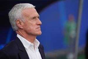 德尚谈世界杯：法国队在当地15点和17点比赛，天气比较热需要适应