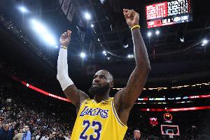 詹姆斯谈加冕庆祝：这是我人生中第一次搞砸了 我需要那个时刻