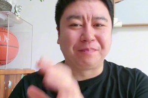 “巨星相十足～东契奇越来越有超巨相了”