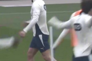 太真实了！梅吹苏醒22年世界杯观赛阿根廷vs荷兰记录！