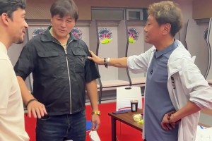 这前锋组合什么水平？来看三位中国足坛锋线名宿汇聚一堂