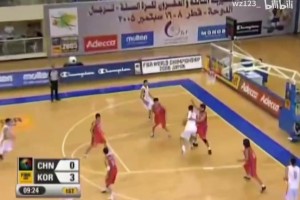 上半场就被韩国打花了！郭士强暂停时鼓舞球员：退防要快，防空切！