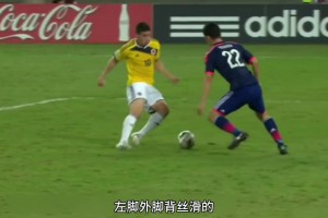 范德芬这速度有点逆天了！不是，这是1米93的中后卫？