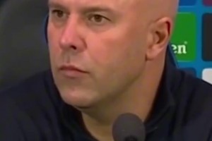 不聊萨拉赫！？斯洛特：欧冠焦点应该完全放在到场的球员身上！