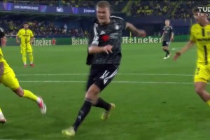 欧冠四连败！黄潜最后时刻遭绝杀！比利亚雷亚尔2-3不敌哥本哈根