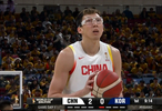 中国男篮落后13分，奇兵10分张镇麟正负值最低，李贤重半场20分
